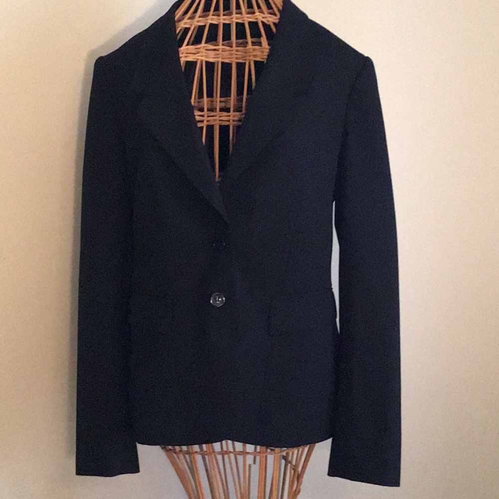Nice Women’s blazer The Limited Collection 🌺💕👠